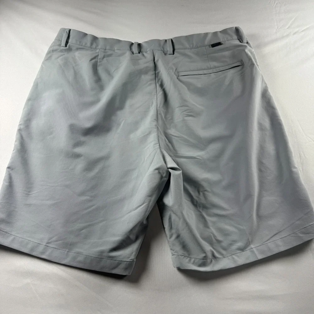 Greg Norman Mens Gray Golf Shorts Size‎ 38 Stretch 9 Inch Inseam Cargo Pocket